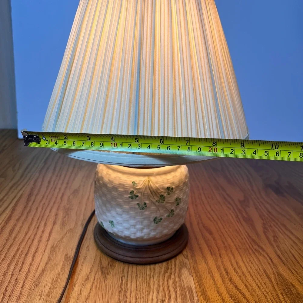 Vintage Belleek Ireland Shamrock Porcelain Table Lamp tested Working w Shade*